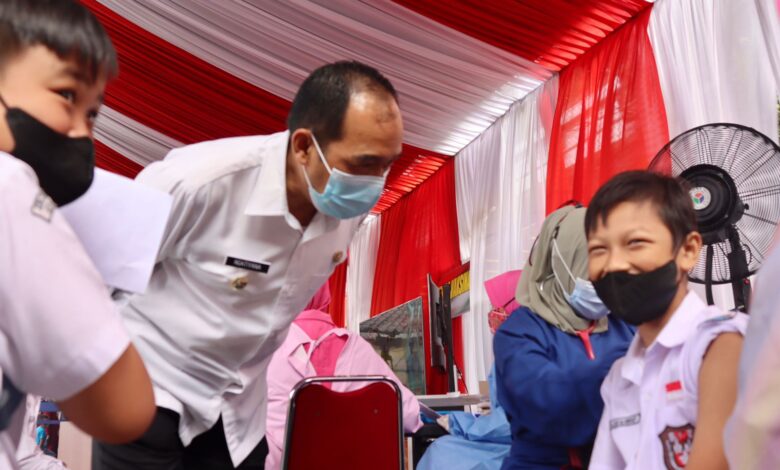 Capaian Vaksinasi Anak 6 - 11 Tahun di Kota Cimahi Nyaris 100%