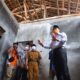 Fahmi Serahkan Udunan Online untuk Renovasi Rumah Aan