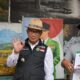 Ridwan Kamil Serahkan Hasil Jual Lukisan Seniman