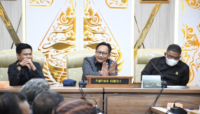 Komisi I DPRD Jabar Terima Audiensi Presidium Tasela