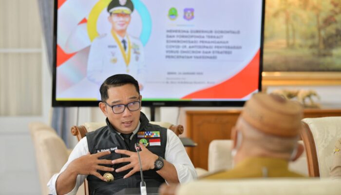 Ridwan Kamil Raih Penghargaan Baznas Award