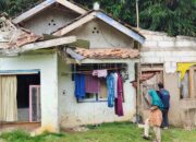 Rumah Mualaf di Ciranjang Roboh Dimakan Usia