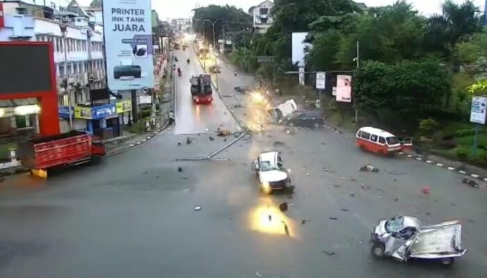 Tronton Rem Blong Menelan 5 Korban Jiwa, Belasan Terluka