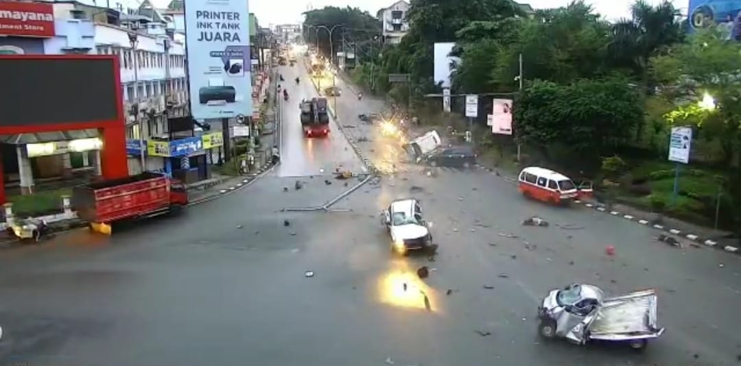 Tronton Rem Blong Menelan 5 Korban Jiwa, Belasan Terluka