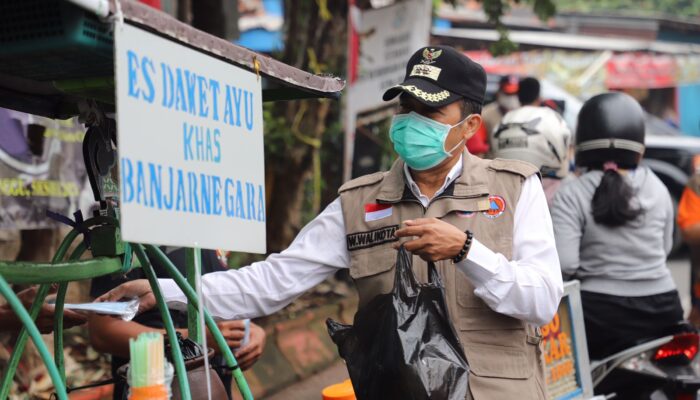 100 Ribu Masker Gratis Dibagikan untuk Warga Cimahi