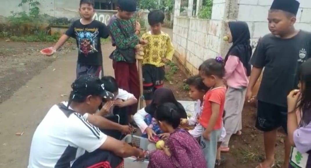 Bayu Ardani Bocah Yatim Piatu Ini Rela Berkeliling