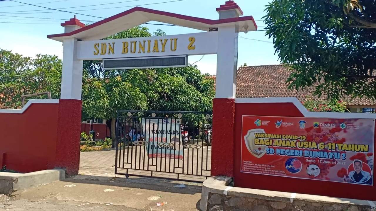 SDN Buniayu Haurwangi Dimaling, 2 Komputer Raib