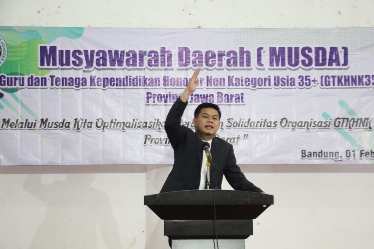 Wakil Ketua DPRD Jabar Prihatin kepada Guru Honorer