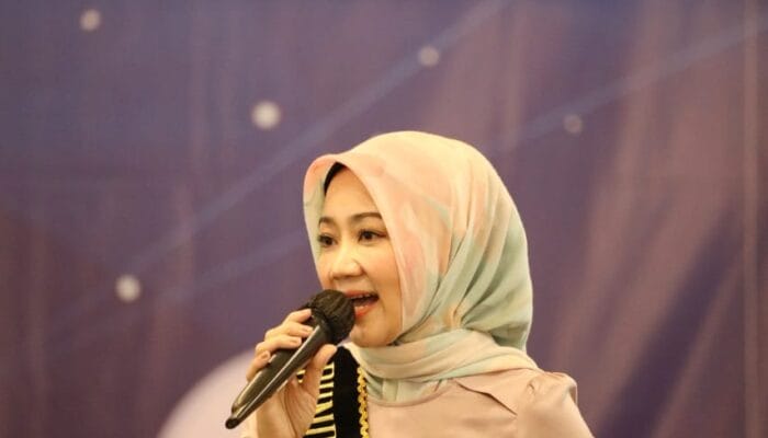 Atalia Ridwan Kamil Ajarkan Literasi Keuangan kepada Pelajar Bekasi