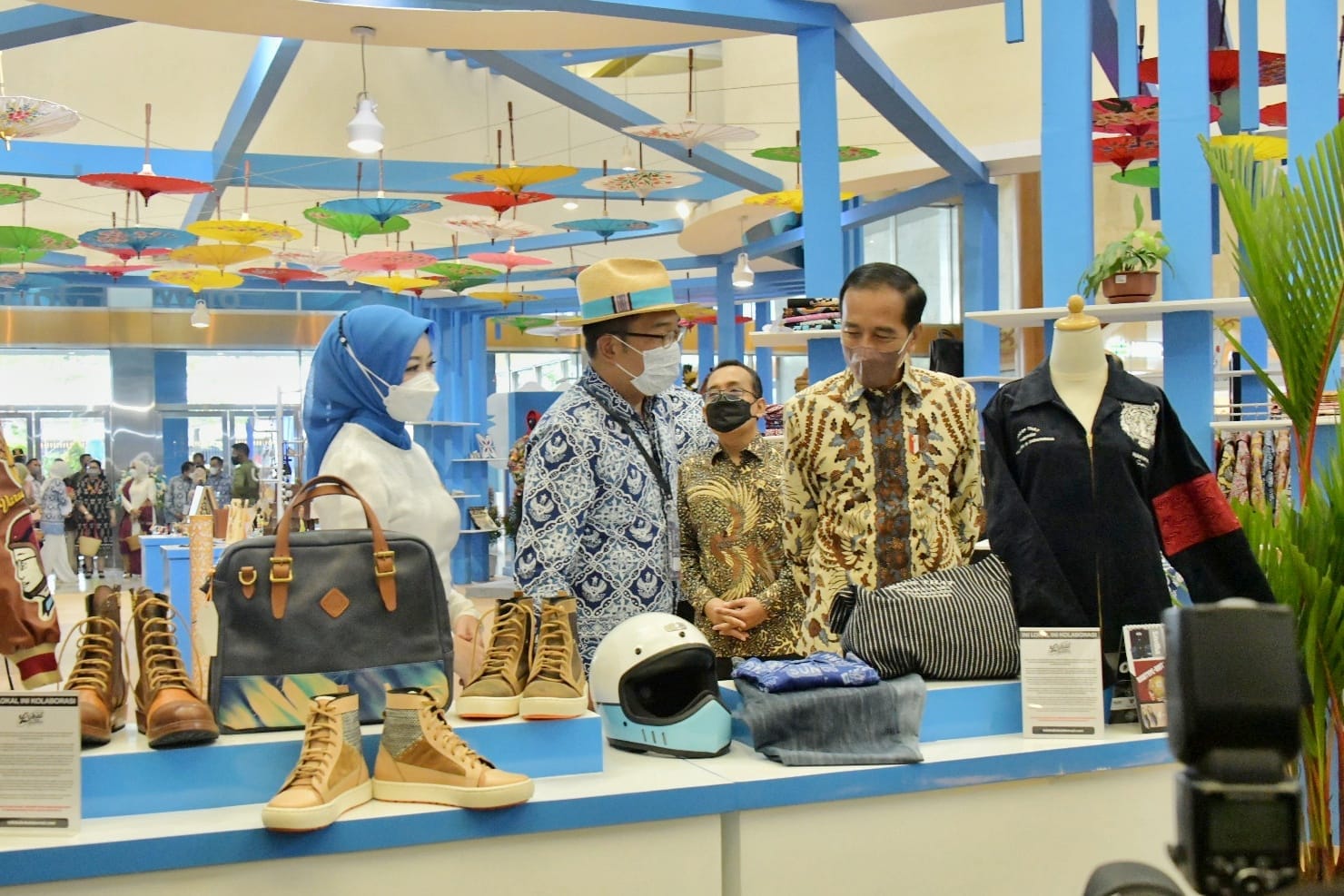 Presiden RI Pesan Suvenir Produk UMKM Jawa Barat 4
