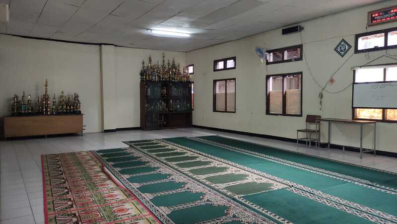 Memprihatinkan! SMA TAMANSISWA Bandung Belum Punya Masjid