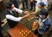 Hari Ke-2 Ramadan, Emil Cek Migor di Cipedes