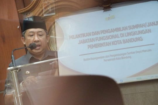 Pemkot Bandung Lantik 28 Pejabat Fungsional