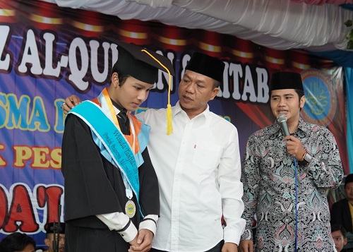 Bupati Bandung Siapkan Beasiswa 3 Siswa YPPD Addzimat Da'i Indonesia