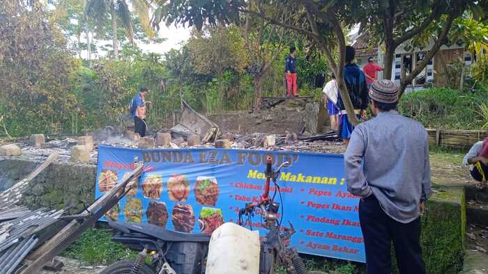 Kebakaran di Naringgul Cianjur, 1 Rumah Ludes
