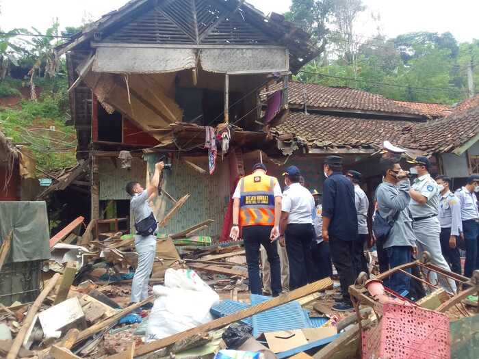 Kronologi Kecelakaan Maut Bus Pandawa di Ciamis 8 Kendaraan Terlibat