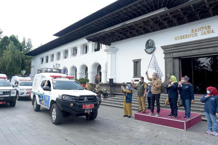 Sekda Lepas Roadshow Protokol Kesehatan Dinkes Jabar