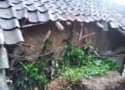 Tebing Longsor di Sukanagara Menimpa 2 Rumah