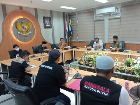 Aliansi Suara Warga Bandung Beri Solusi Penertiban Reklame di Kota Bandung 1