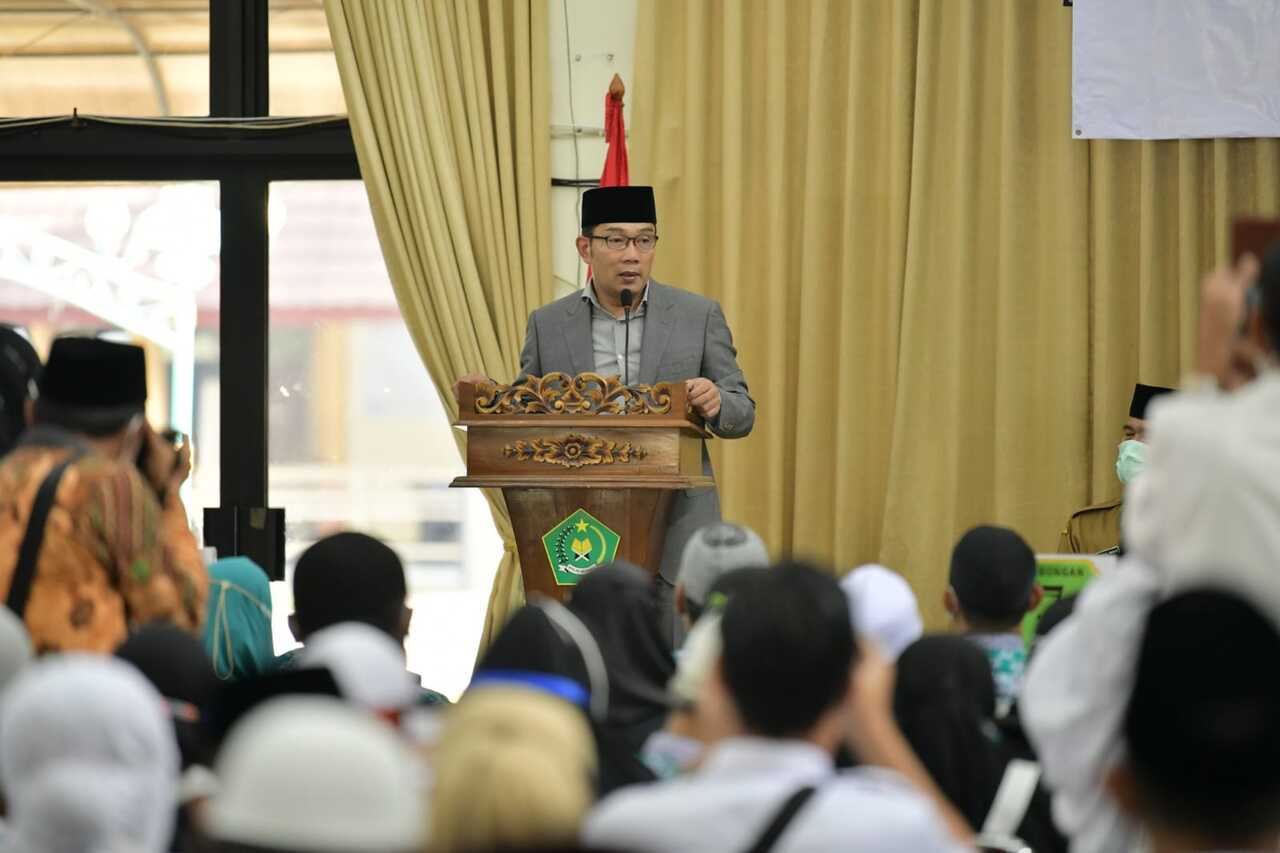 Calon Jemaah Haji Kloter 34 Asal Jabar Dilepas