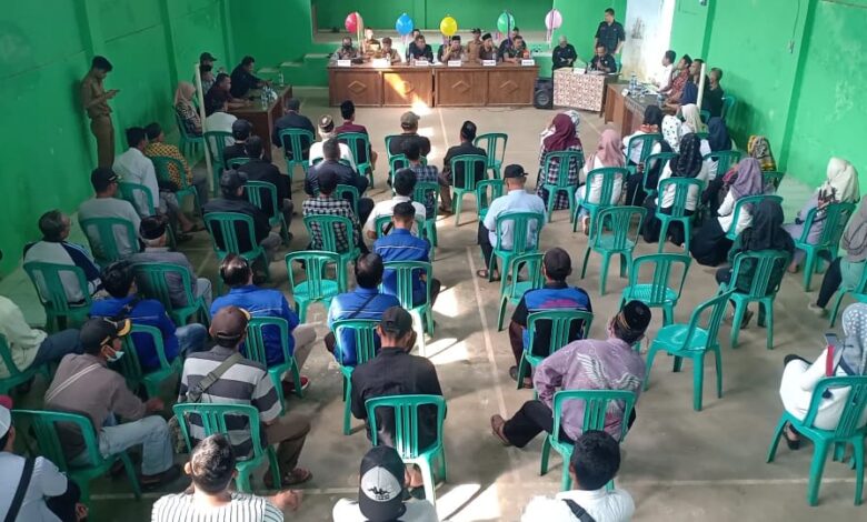 Pleno Penetapan Cakades di Kecamatan Haurwangi Lancar