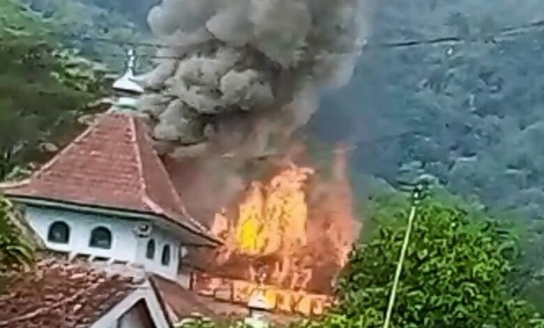 Pondok Pesantren Al-Istianah di Cianjur Hangus Terbakar