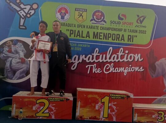 Rizka Galang Malkisa Bawa Pulang Perak