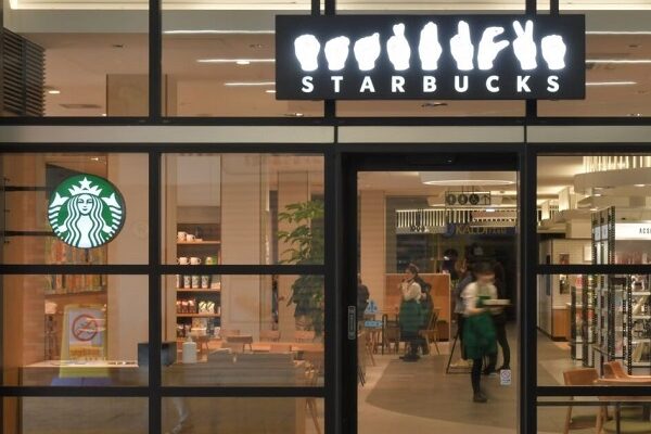 Starbucks Sambut Pelanggan Kota Cimahi