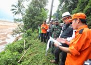 Ridwan Kamil Tinjau Lokasi Banjir Bandang di Bogor