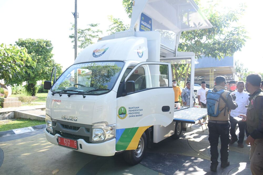 11 Desa di Kabupaten Bandung Mendapat Mobil Maskara