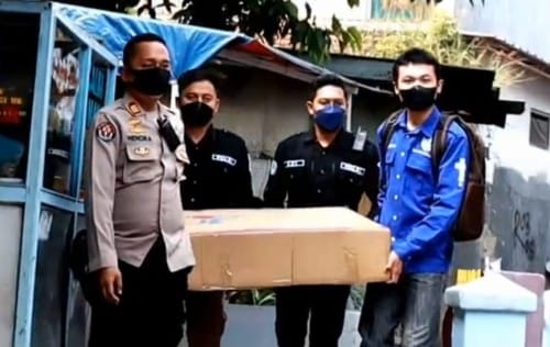 Polres Cimahi dan Gamki Beri Bantuan Penderita Tumor