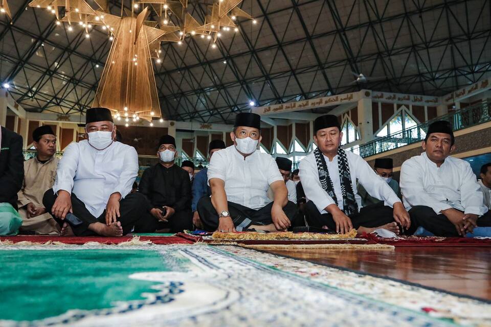 Pemkot Bandung Sebar 45 Sapi dan 100 Kambing 