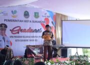 Pemkot Sukabumi Berikan 50 Sertifikat Graduasi