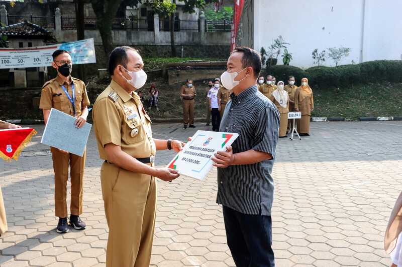 19 Warga Kota Cimahi Mendapat Santunan Kematian