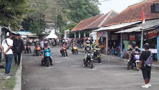 300 Pembalap Ikuti Road Race Piala PWI Cianjur 2 300 Pembalap Ikuti Road Race Piala PWI Cianjur