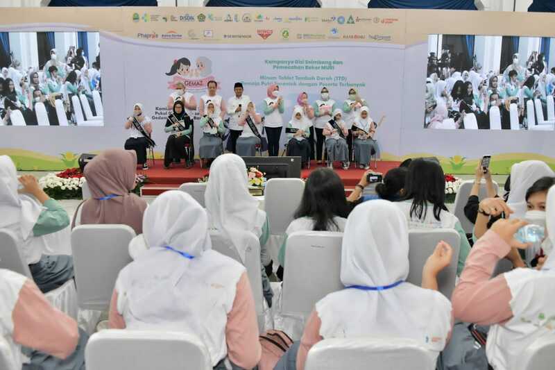 Gerakan TTD Pecah Rekor Muri, 1,3 Juta Anak se-Jabar Minum Obat