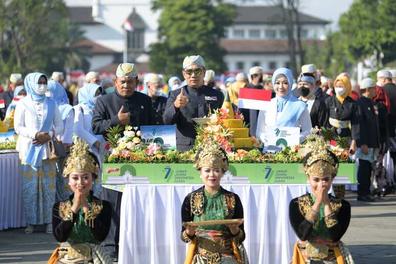 HUT Ke-77 Jawa Barat Momentum Bangkit dari Pandemi