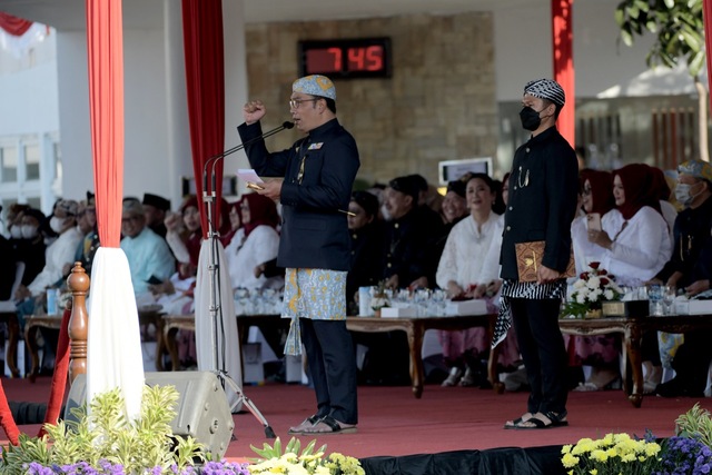 Ragam Budaya Hadir Pada Peringatan HUT Jabar ke-77