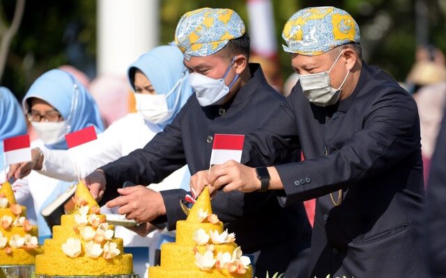 Tumpeng 77 Wujud Syukur Prestasi Jawa Barat