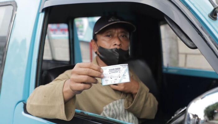 Sopir Angkot di Kabupaten Bandung Dapat BBM Gratis
