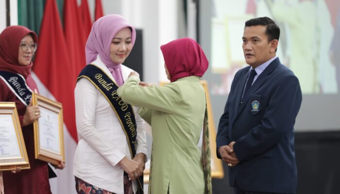 Atalia Raih Wiyata Dharma Madya dari Kemendikbudristek