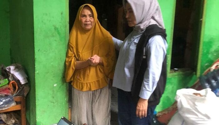 Rini Marthini Tinjau Banjir Bandang di Cimahi Utara