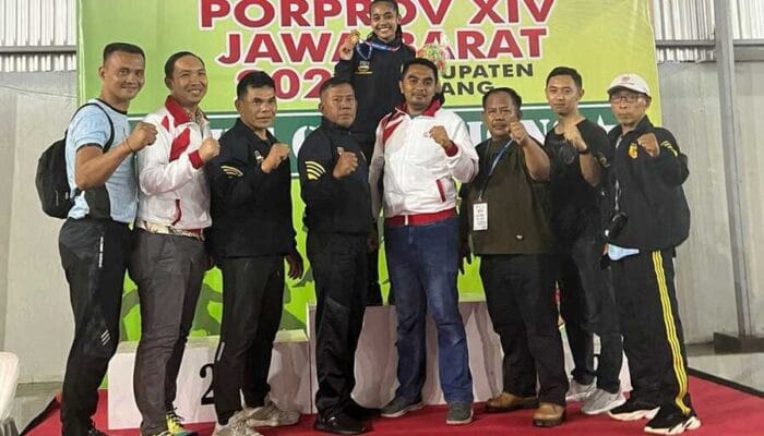 Atlet Karate Bandung Barat Sabet 1 Emas dan 1 Perunggu