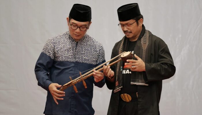 Emil Buka Kongres Bahasa Daerah Budaya Melayu Betawi