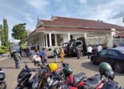 Halaman Pendopo Cianjur Penuh Tenda Relawan