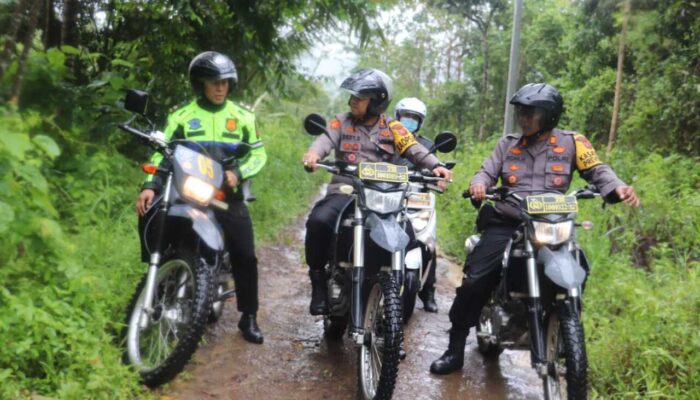 Kapolres Sukabumi Mengecek Jalur Altenatif Cikidang