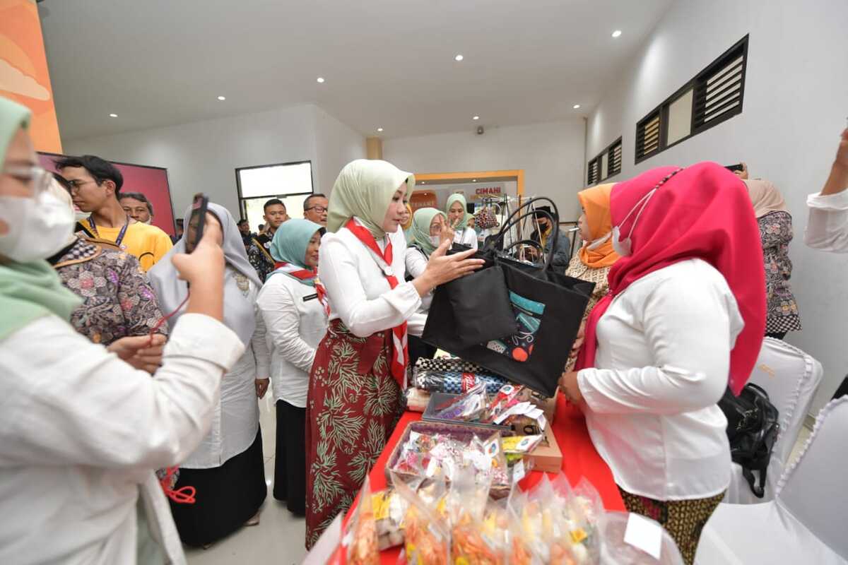 Atalia Salut Produk-produk UMKM Kota Cimahi