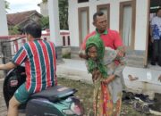 Cucu Jambak Nenek Tersungkur, Videonya Viral