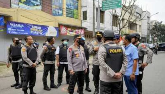 Kapolri Minta Usut Bom Bunuh Diri di Polsek Astanaanyar