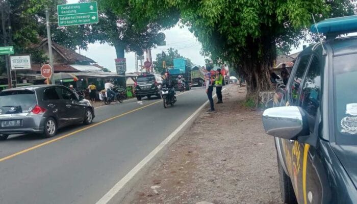 Jelang Tahun Baru 2023, Jalan Cianjur – Bandung Normal